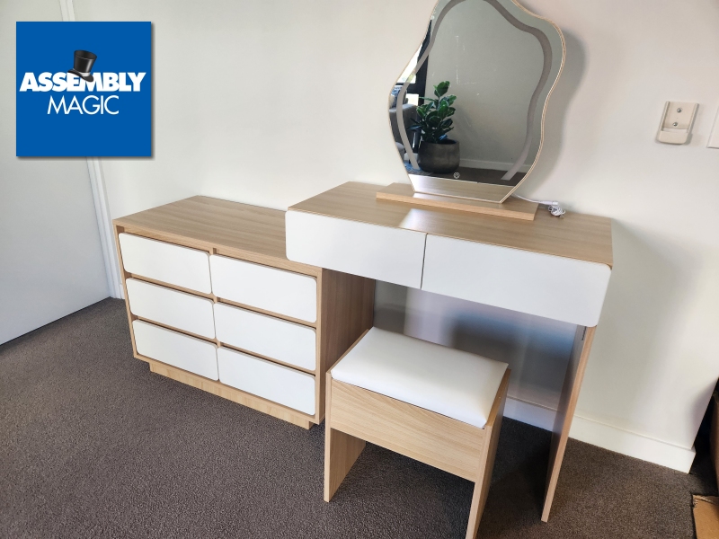 Dressing Table with Assembly Magic Logo